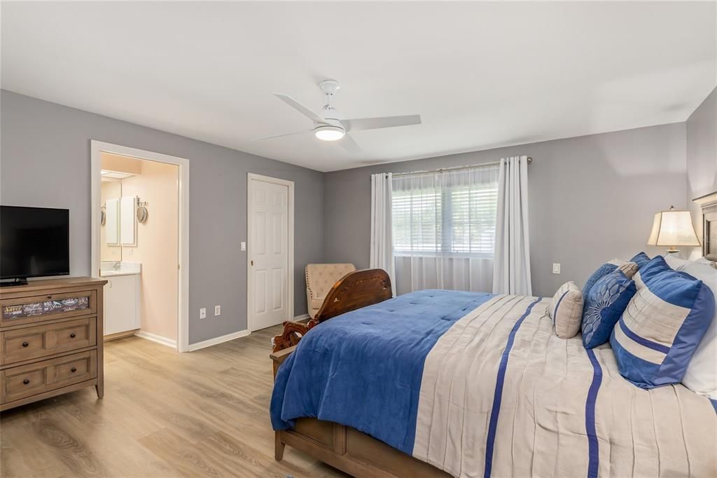 En Venta: $394,900 (3 camas, 2 baños, 1674 Pies cuadrados)