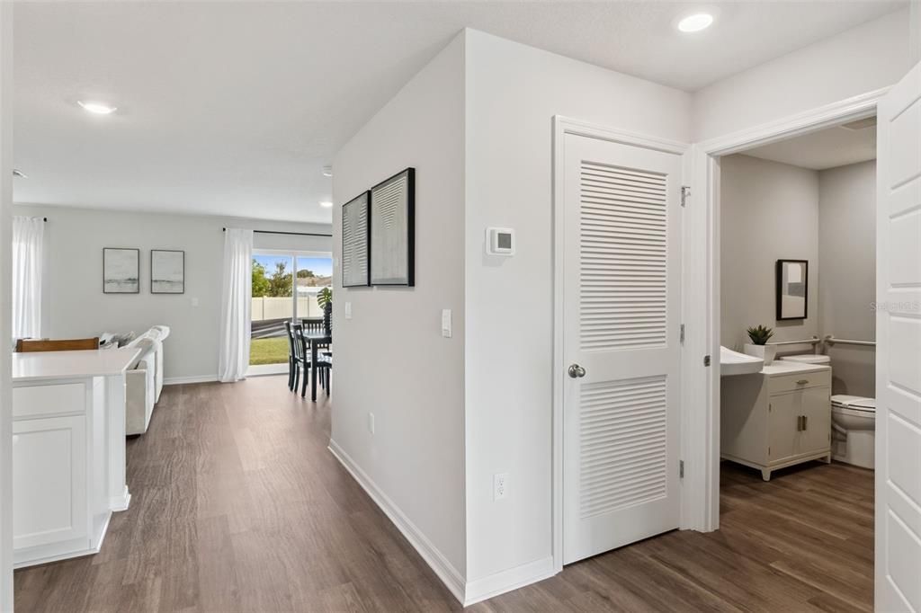 En Venta: $254,900 (3 camas, 2 baños, 1328 Pies cuadrados)
