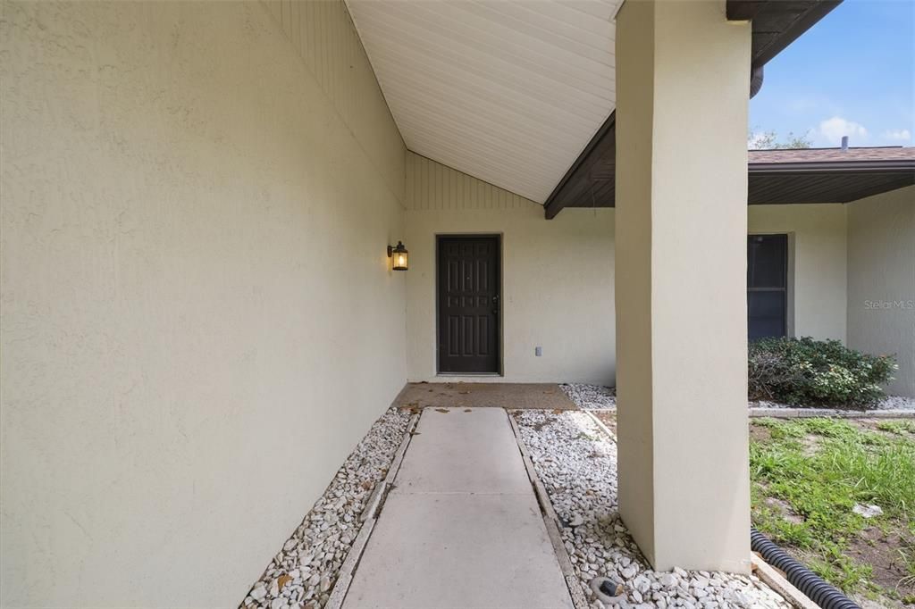 En Venta: $295,000 (2 camas, 2 baños, 1225 Pies cuadrados)