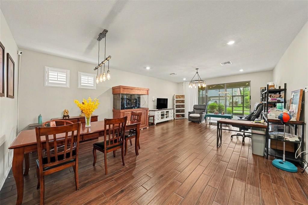 En Venta: $660,000 (4 camas, 3 baños, 2881 Pies cuadrados)