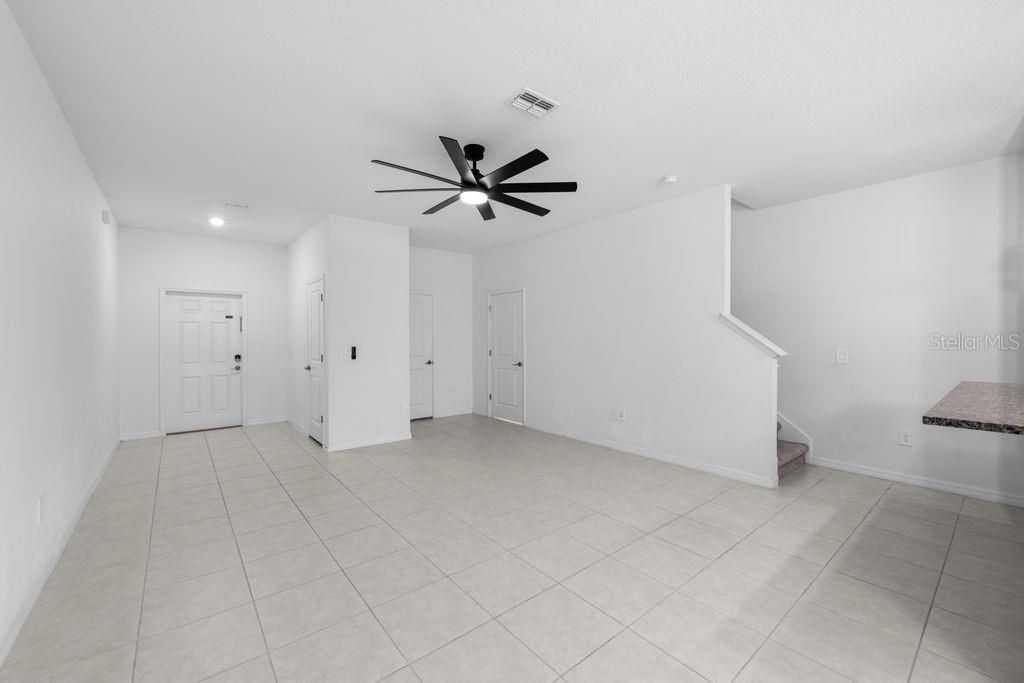 For Sale: $281,999 (3 beds, 2 baths, 1666 Square Feet)