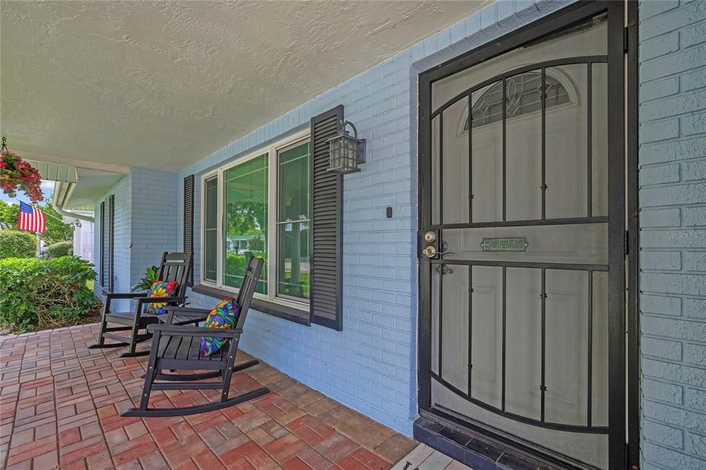 En Venta: $244,500 (3 camas, 2 baños, 1307 Pies cuadrados)