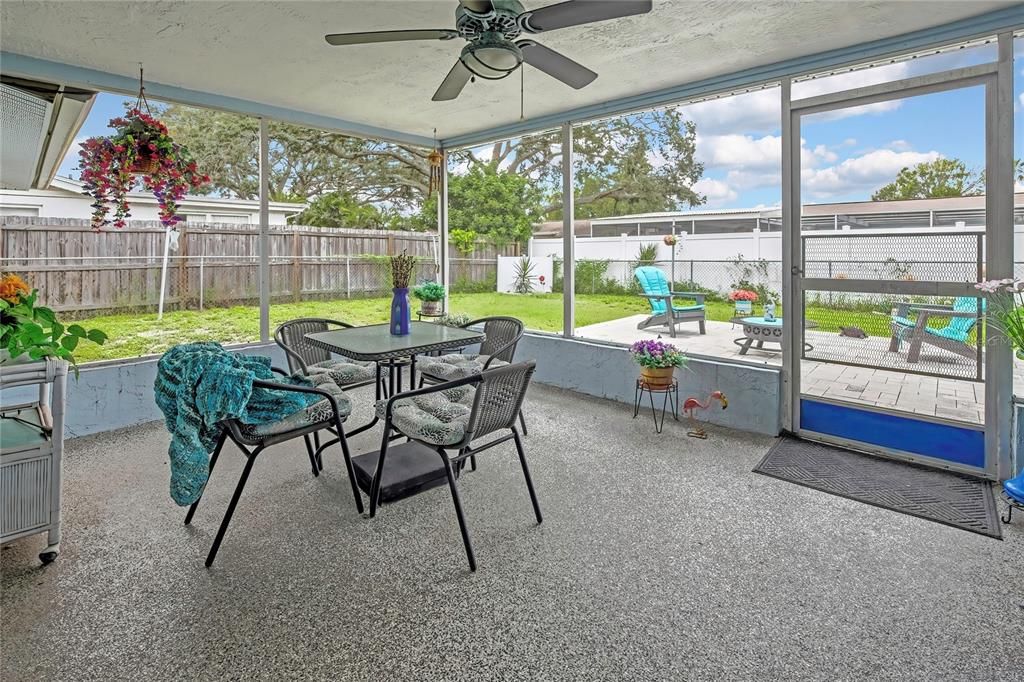 En Venta: $244,500 (3 camas, 2 baños, 1307 Pies cuadrados)