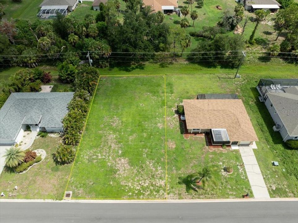 En Venta: $25,000 (0.20 acres)