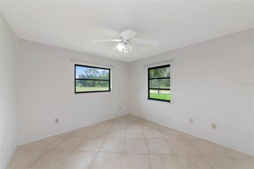 For Sale: $209,000 (2 beds, 2 baths, 1558 Square Feet)