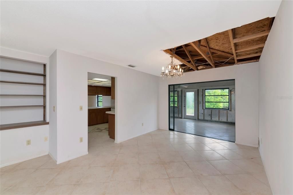 For Sale: $209,000 (2 beds, 2 baths, 1558 Square Feet)