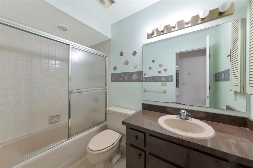 For Sale: $209,000 (2 beds, 2 baths, 1558 Square Feet)