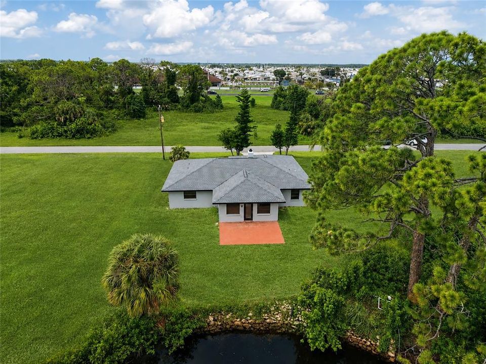 For Sale: $209,000 (2 beds, 2 baths, 1558 Square Feet)