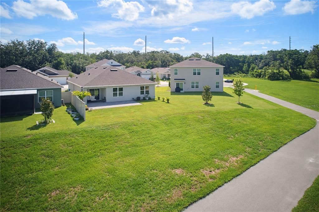 На продажу: $519,900 (4 спален, 2 ванн, 1828 Квадратных фут)