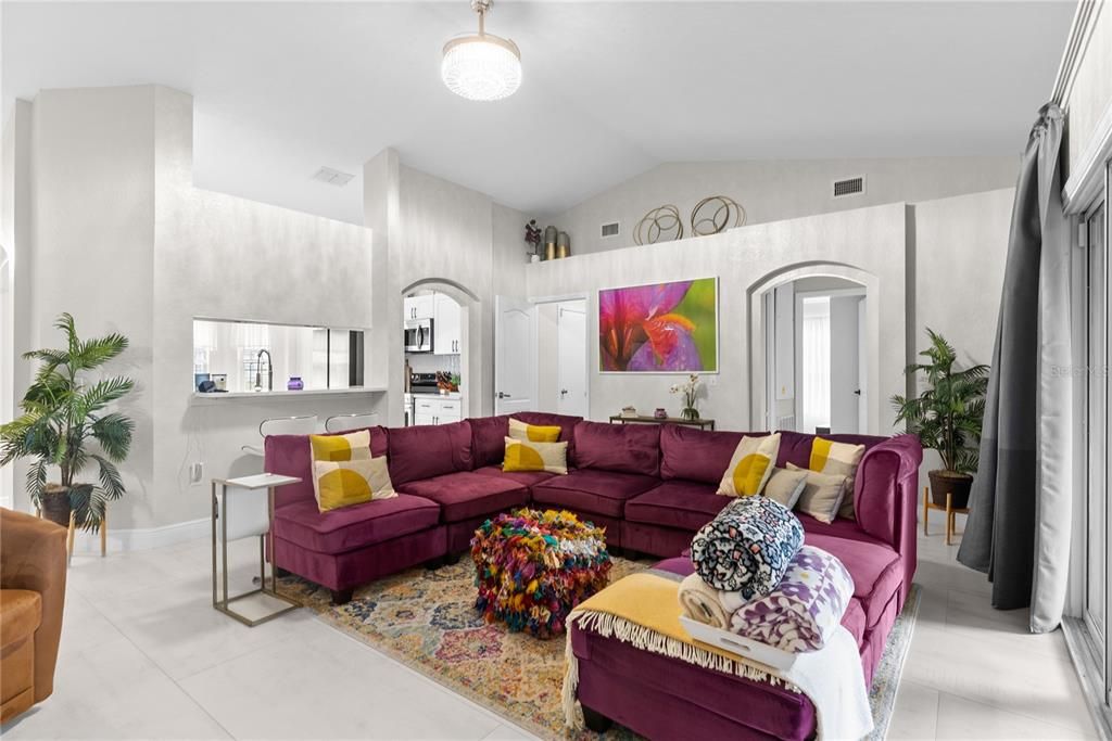 В аренду: $2,500 (3 спален, 2 ванн, 1627 Квадратных фут)