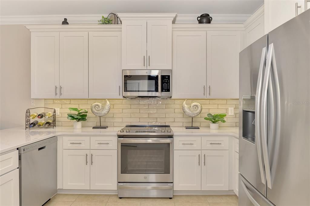 Active With Contract: $449,000 (3 beds, 2 baths, 1806 Square Feet)