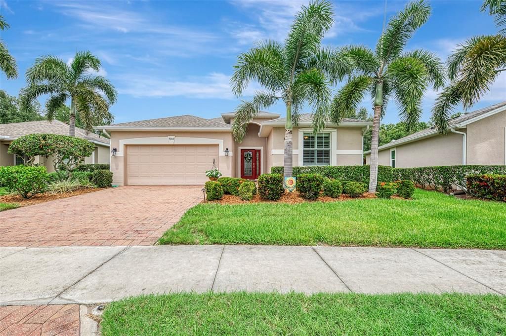 Active With Contract: $449,000 (3 beds, 2 baths, 1806 Square Feet)