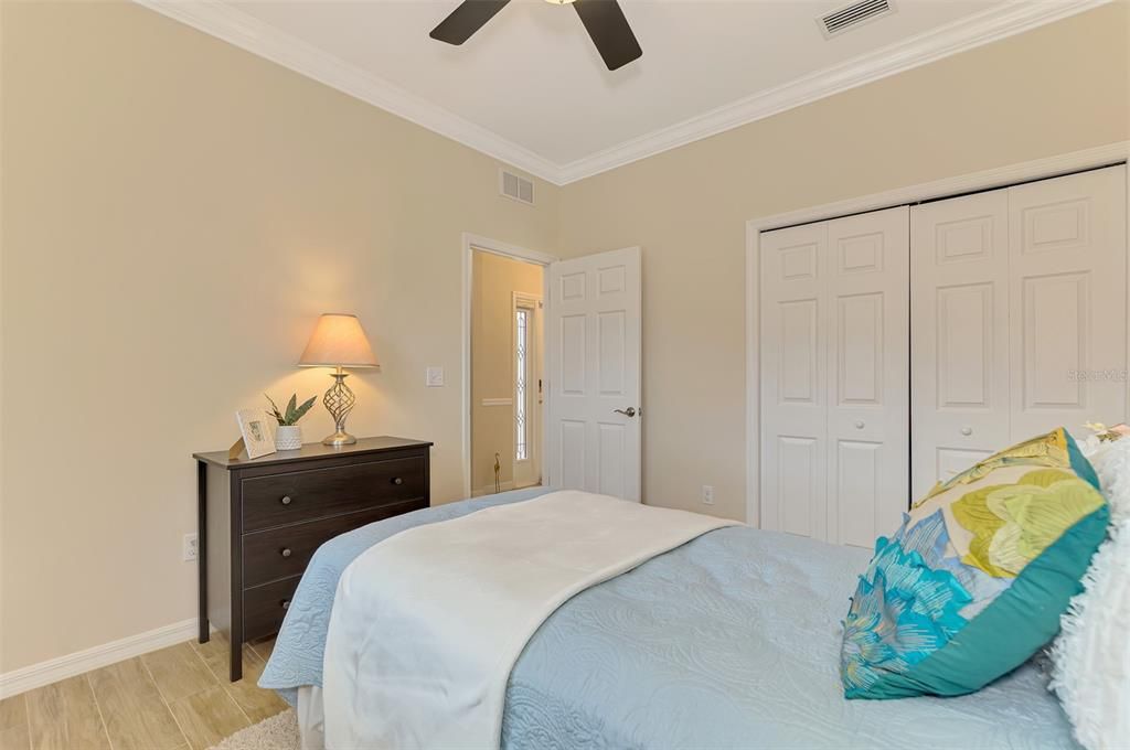 Active With Contract: $449,000 (3 beds, 2 baths, 1806 Square Feet)