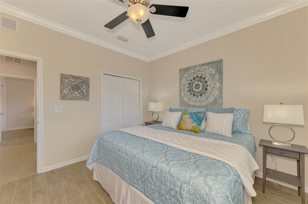 Active With Contract: $449,000 (3 beds, 2 baths, 1806 Square Feet)