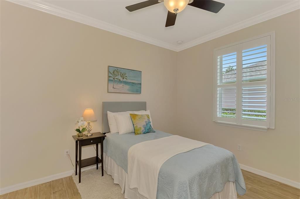 Active With Contract: $449,000 (3 beds, 2 baths, 1806 Square Feet)