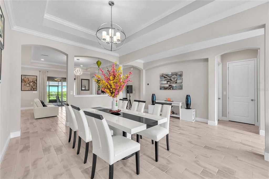 Active With Contract: $699,900 (4 beds, 4 baths, 3138 Square Feet)