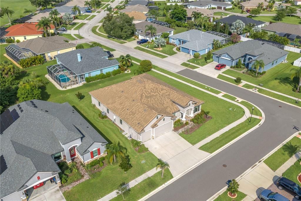 Active With Contract: $699,900 (4 beds, 4 baths, 3138 Square Feet)