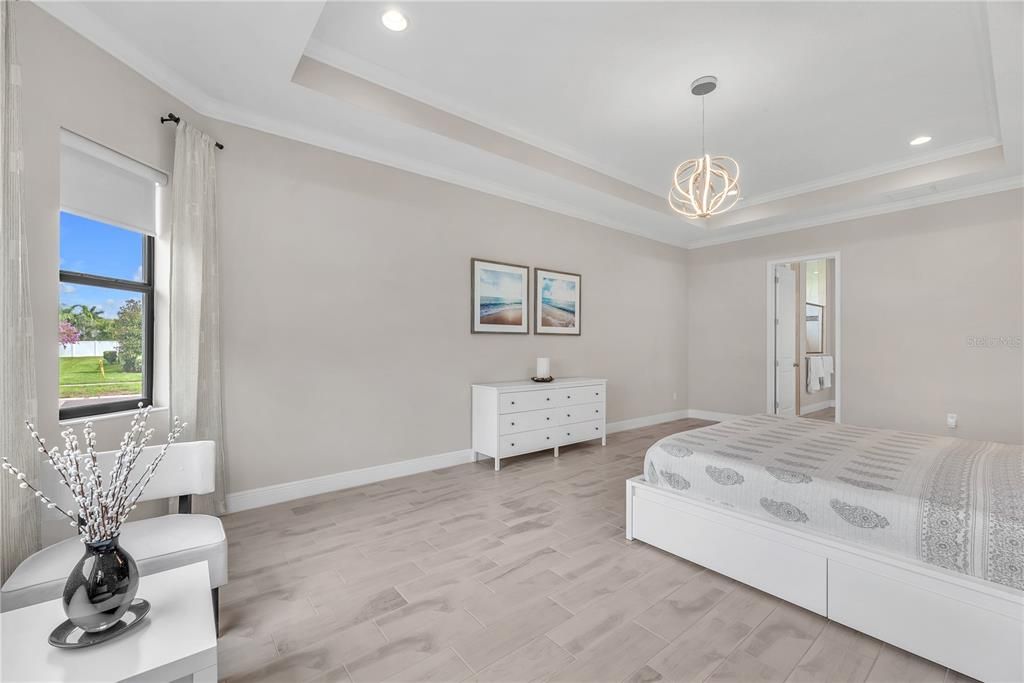 Active With Contract: $699,900 (4 beds, 4 baths, 3138 Square Feet)