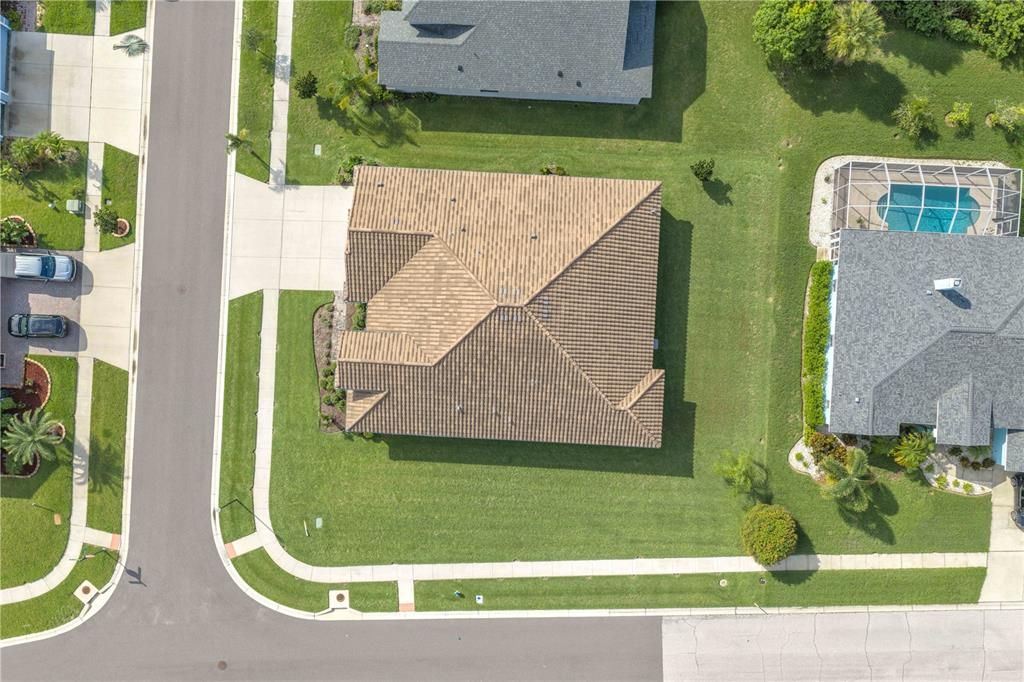 Active With Contract: $699,900 (4 beds, 4 baths, 3138 Square Feet)