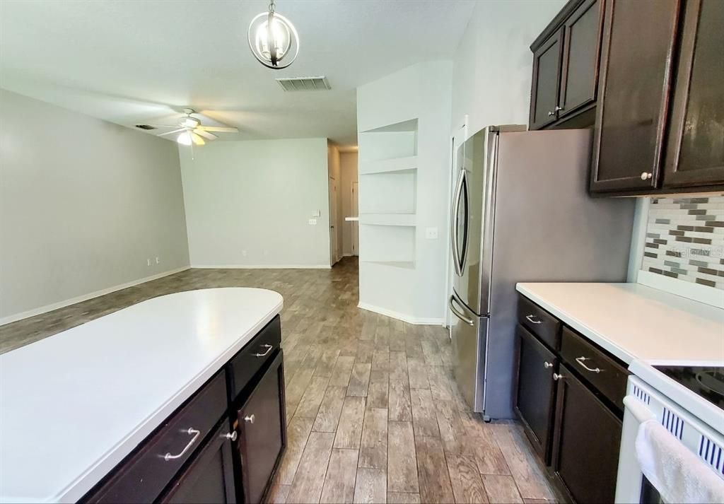For Rent: $1,850 (2 beds, 2 baths, 1548 Square Feet)