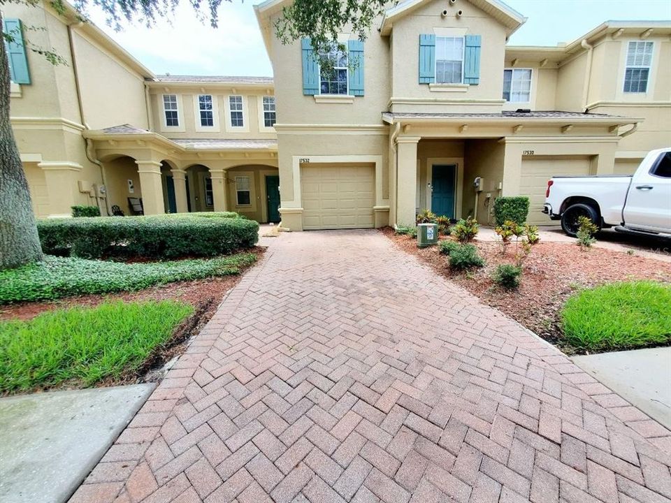 For Rent: $1,850 (2 beds, 2 baths, 1548 Square Feet)