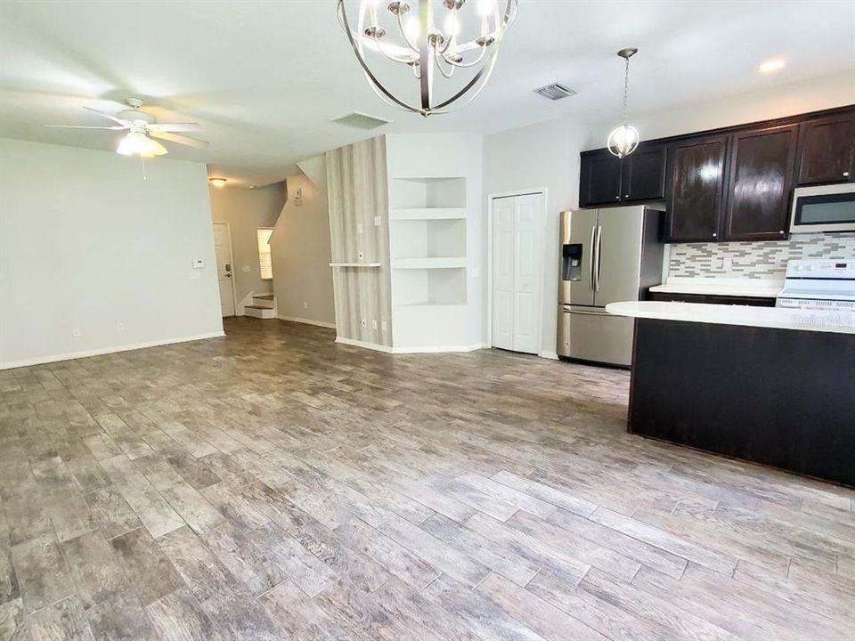 For Rent: $1,850 (2 beds, 2 baths, 1548 Square Feet)