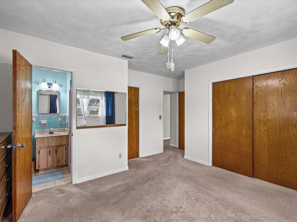 Activo con contrato: $475,000 (3 camas, 3 baños, 1642 Pies cuadrados)