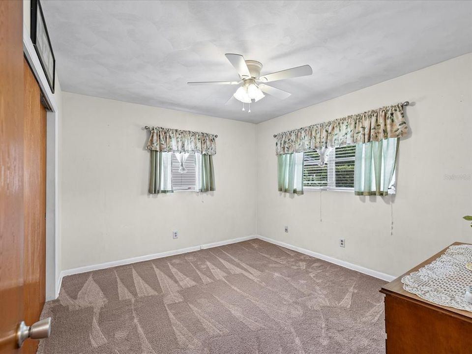 Activo con contrato: $475,000 (3 camas, 3 baños, 1642 Pies cuadrados)