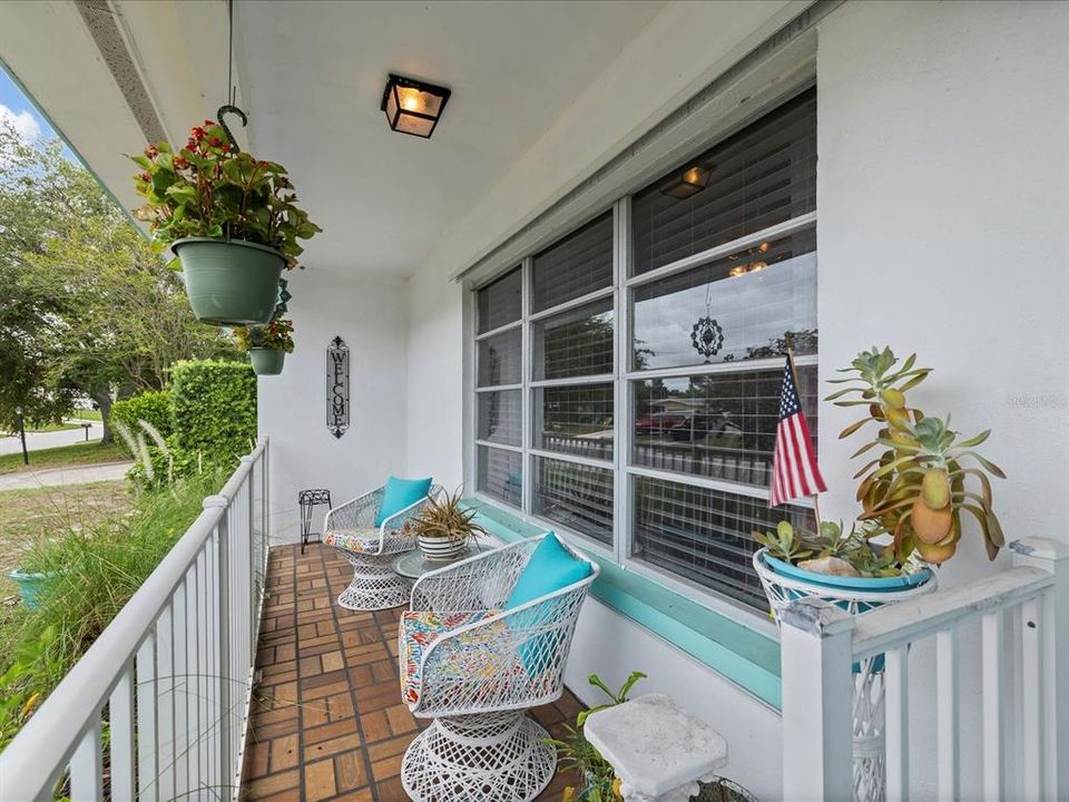 Activo con contrato: $475,000 (3 camas, 3 baños, 1642 Pies cuadrados)