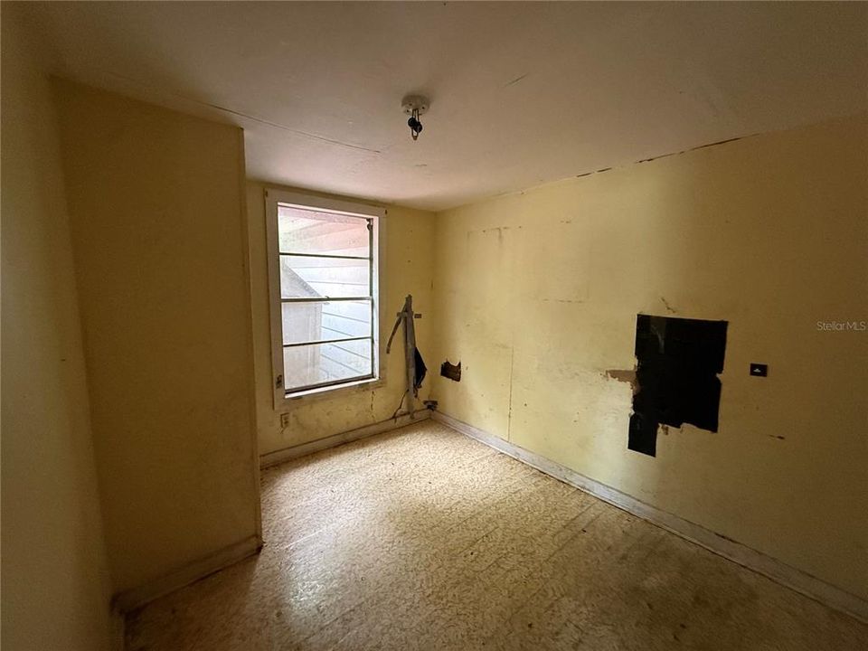 En Venta: $119,900 (3 camas, 1 baños, 864 Pies cuadrados)