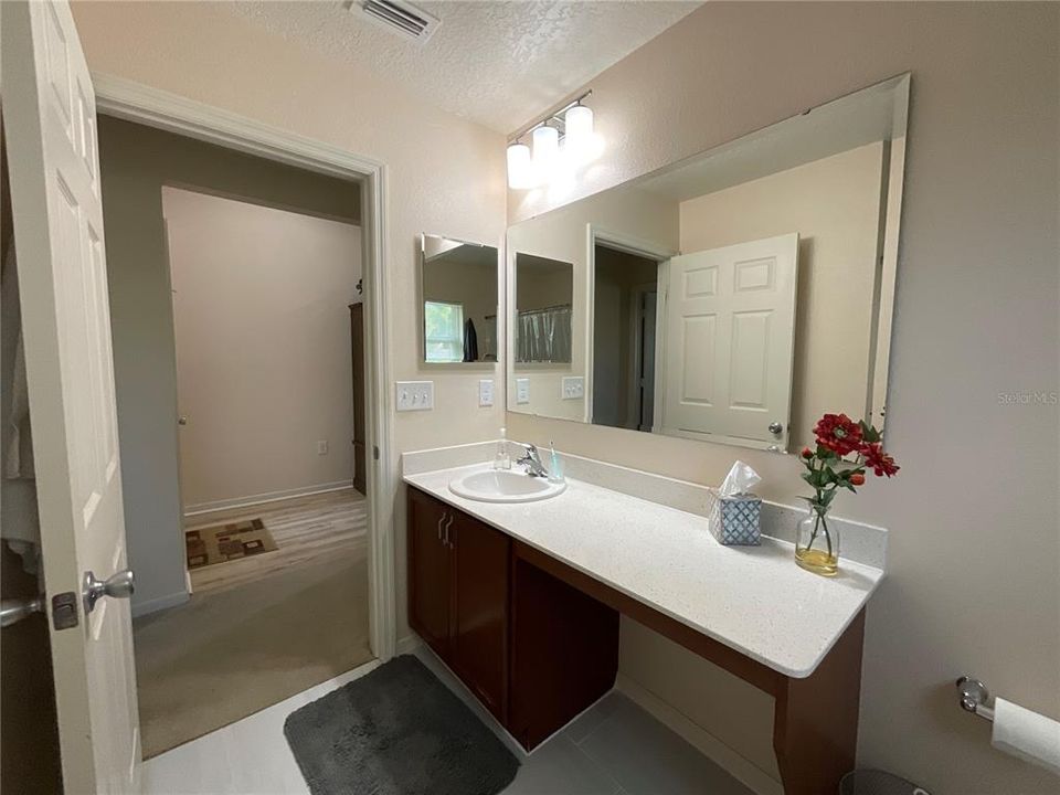 En Venta: $299,000 (3 camas, 2 baños, 1537 Pies cuadrados)