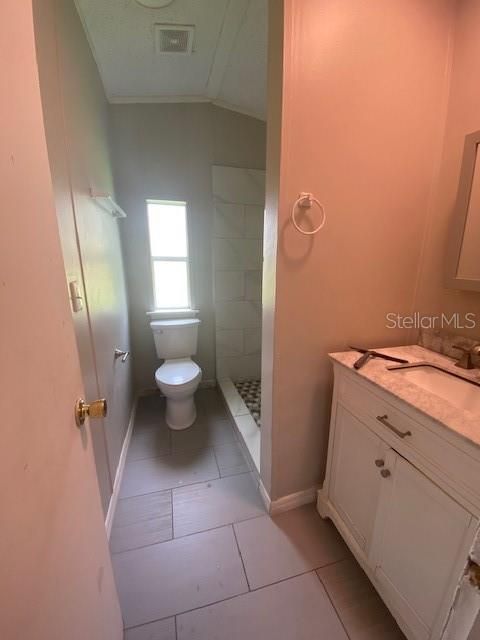 В аренду: $2,195 (3 спален, 2 ванн, 1296 Квадратных фут)