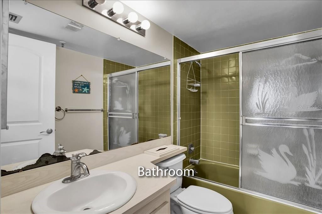 En Venta: $644,900 (2 camas, 2 baños, 1100 Pies cuadrados)