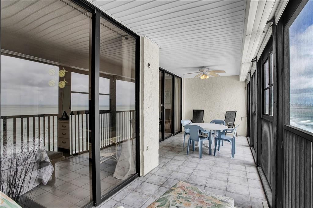 En Venta: $644,900 (2 camas, 2 baños, 1100 Pies cuadrados)