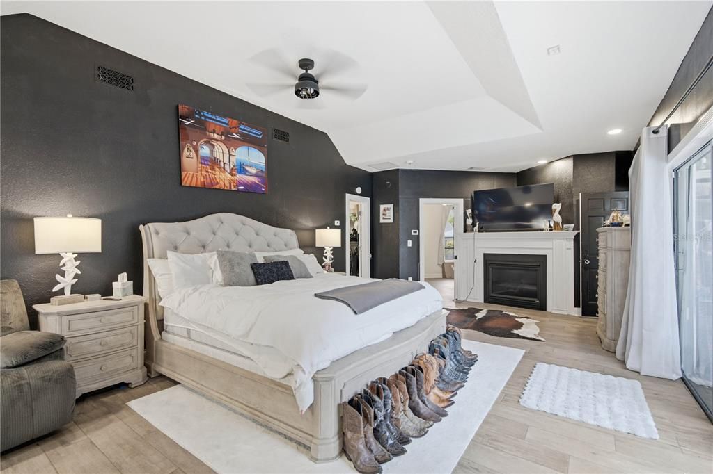 En Venta: $1,199,000 (4 camas, 3 baños, 3048 Pies cuadrados)