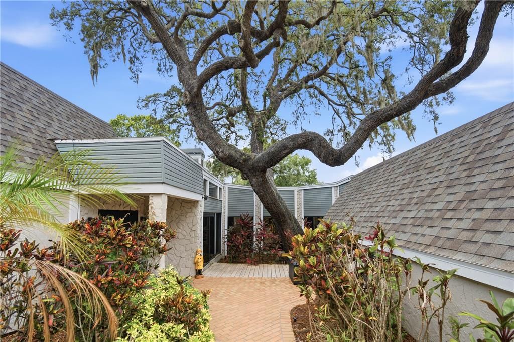 En Venta: $1,199,000 (4 camas, 3 baños, 3048 Pies cuadrados)