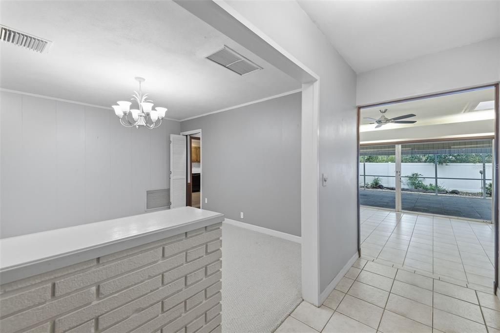 Activo con contrato: $434,900 (3 camas, 2 baños, 2073 Pies cuadrados)