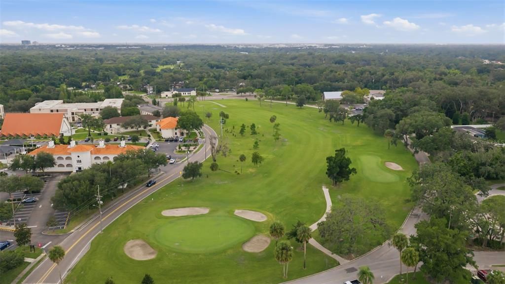 Activo con contrato: $434,900 (3 camas, 2 baños, 2073 Pies cuadrados)