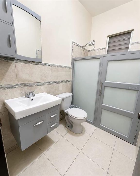 En Venta: $175,000 (4 camas, 2 baños, 1029 Pies cuadrados)