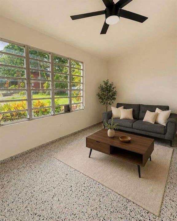 En Venta: $175,000 (4 camas, 2 baños, 1029 Pies cuadrados)