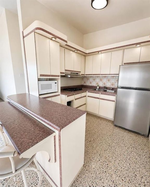 En Venta: $175,000 (4 camas, 2 baños, 1029 Pies cuadrados)