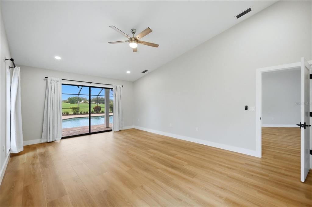 For Sale: $1,000,000 (3 beds, 3 baths, 2611 Square Feet)