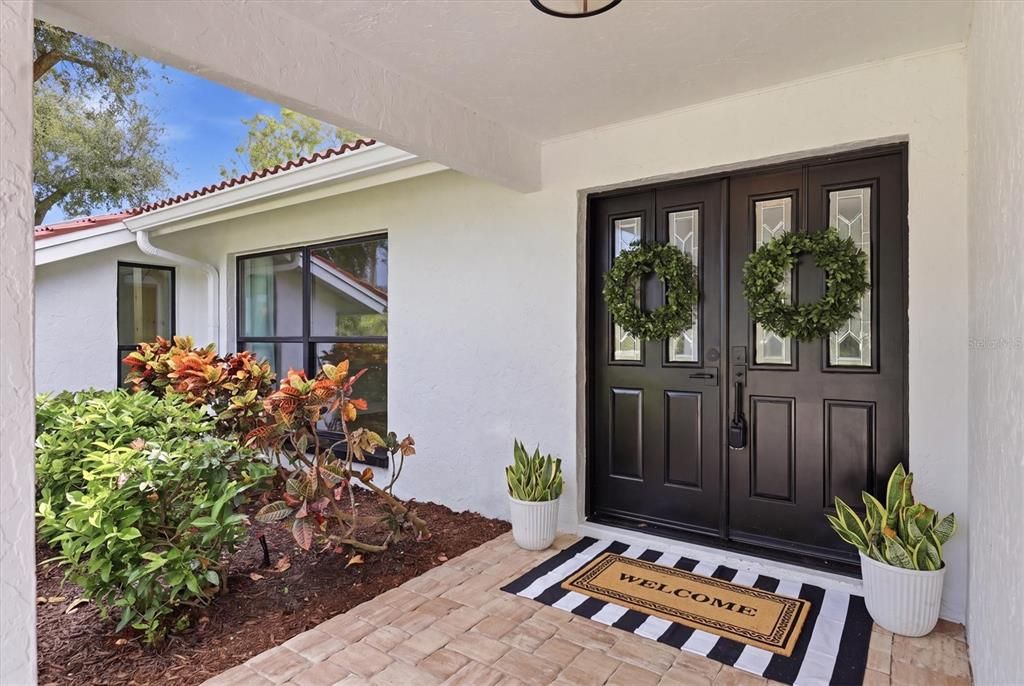 For Sale: $1,000,000 (3 beds, 3 baths, 2611 Square Feet)