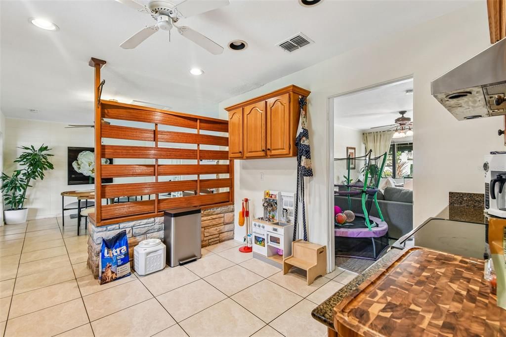En Venta: $540,000 (3 camas, 2 baños, 1618 Pies cuadrados)