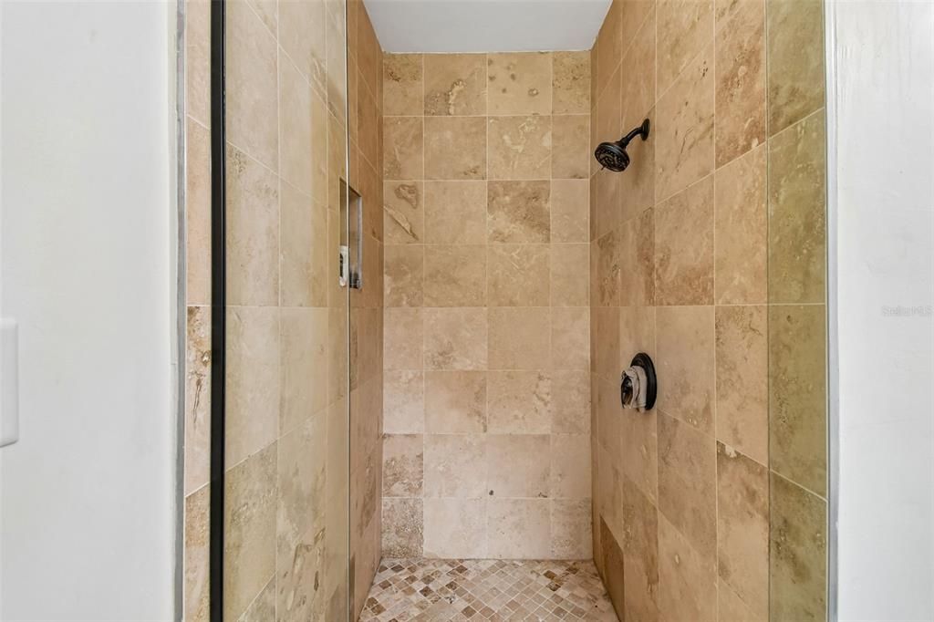 En Venta: $540,000 (3 camas, 2 baños, 1618 Pies cuadrados)
