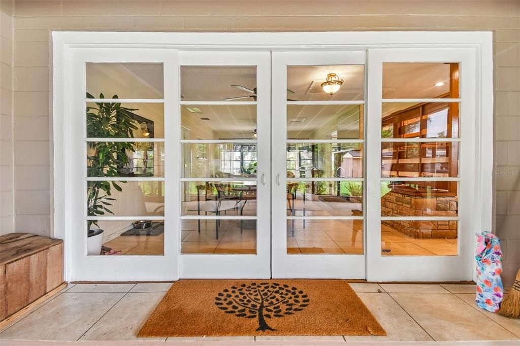 En Venta: $540,000 (3 camas, 2 baños, 1618 Pies cuadrados)
