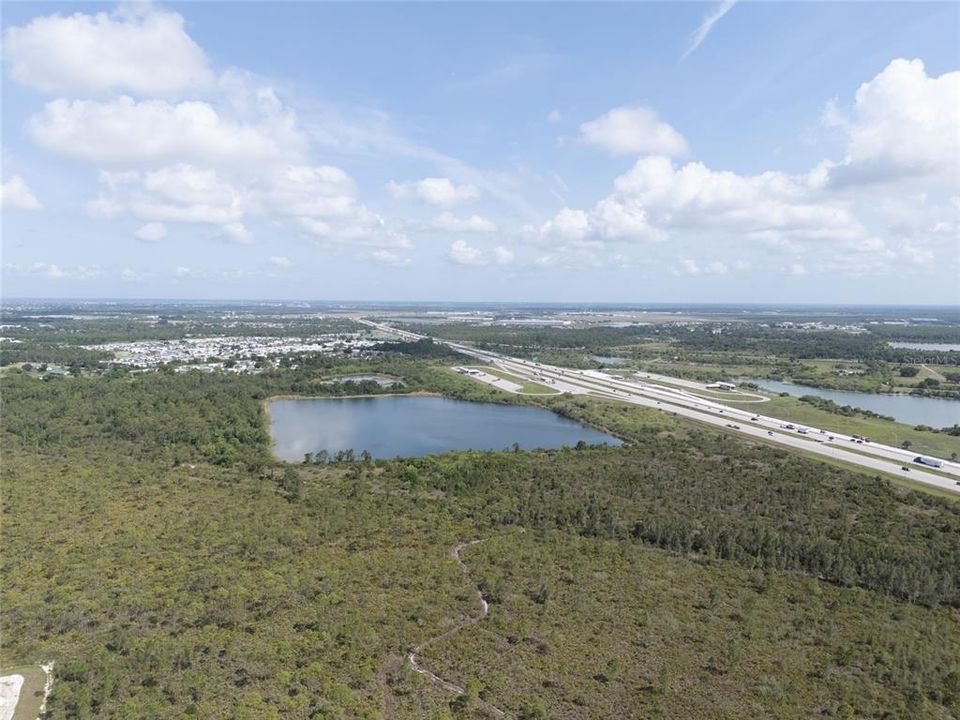 En Venta: $9,987,650 (114.80 acres)