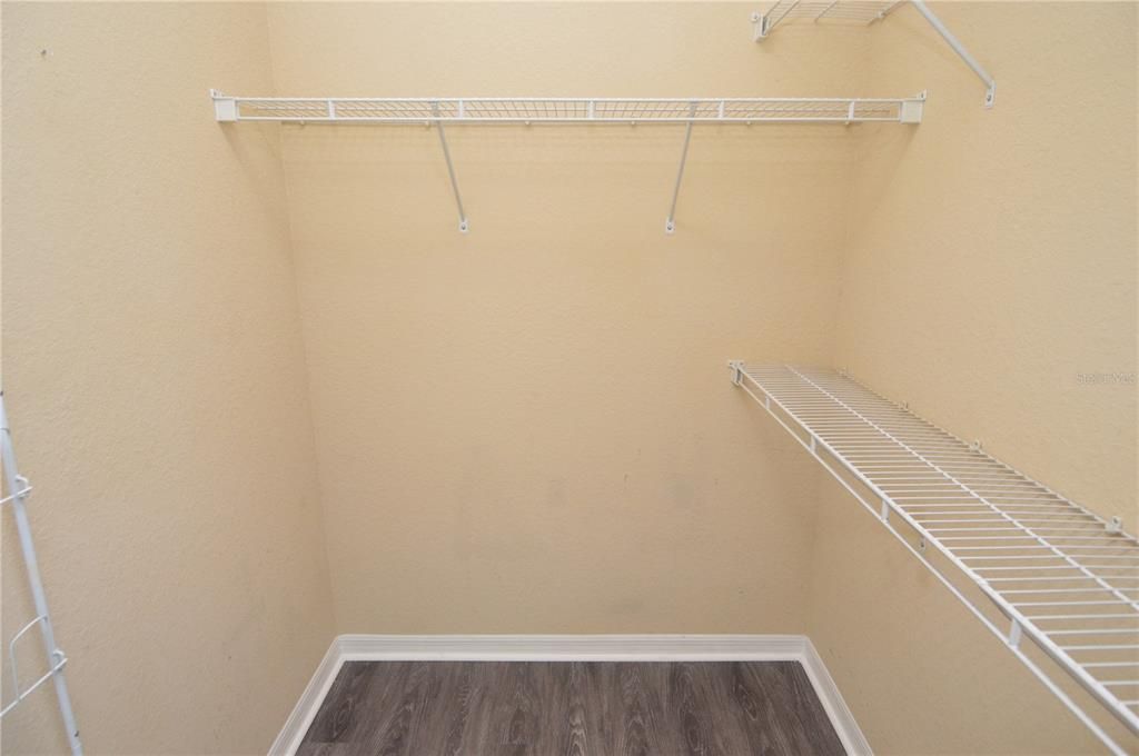 В аренду: $1,600 (1 спален, 1 ванн, 700 Квадратных фут)