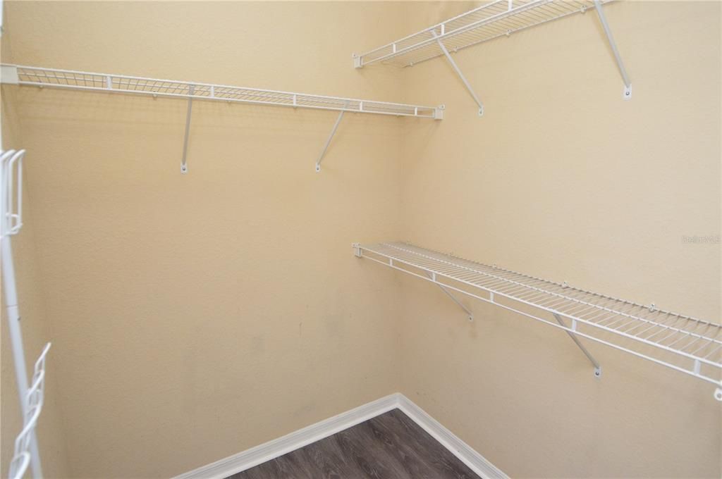 В аренду: $1,600 (1 спален, 1 ванн, 700 Квадратных фут)