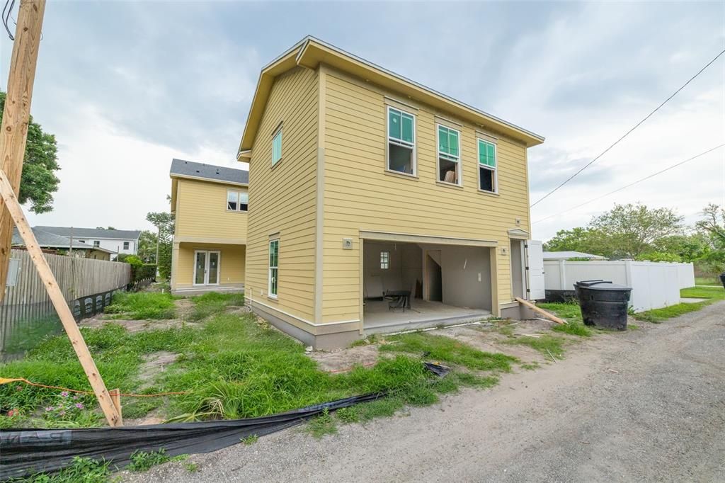 En Venta: $1,549,000 (6 camas, 4 baños, 3485 Pies cuadrados)